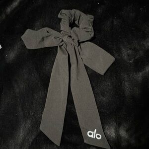 ALO Love Knots Tie Scrunchie